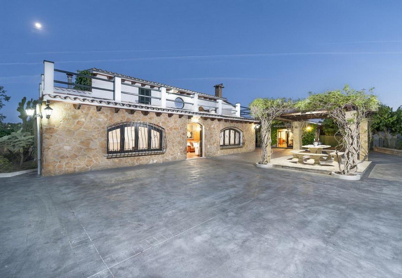Villa Sunset / Can Tirenet Алькудия Экстерьер фото